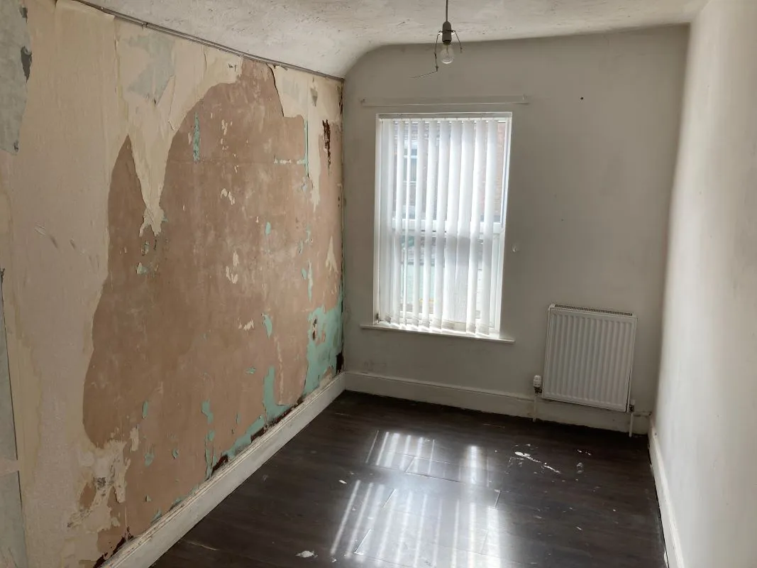 Century Road, Great Yarmouth, Norfolk, NR31 0BS - Online Auctions