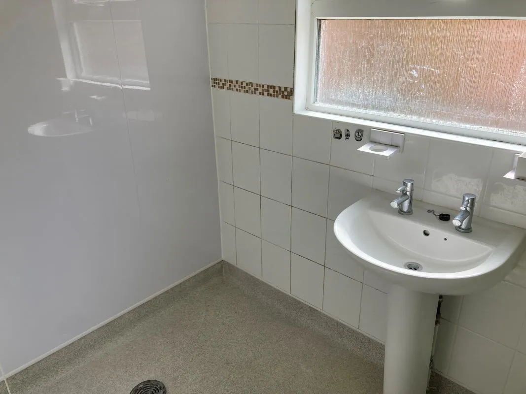 Century Road, Great Yarmouth, Norfolk, NR31 0BS - Online Auctions