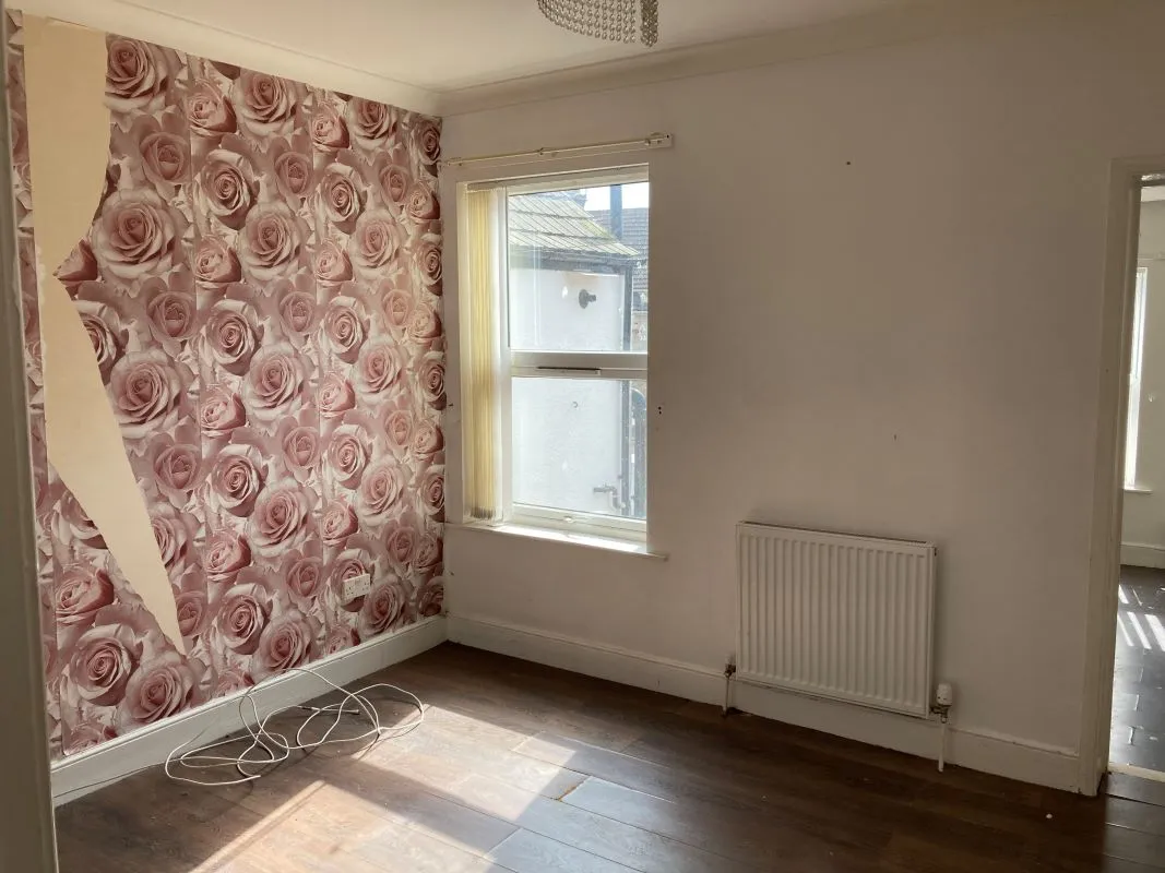 Century Road, Great Yarmouth, Norfolk, NR31 0BS - Online Auctions