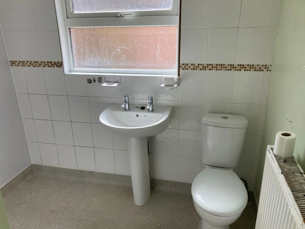 Century Road, Great Yarmouth, Norfolk, NR31 0BS - Online Auctions