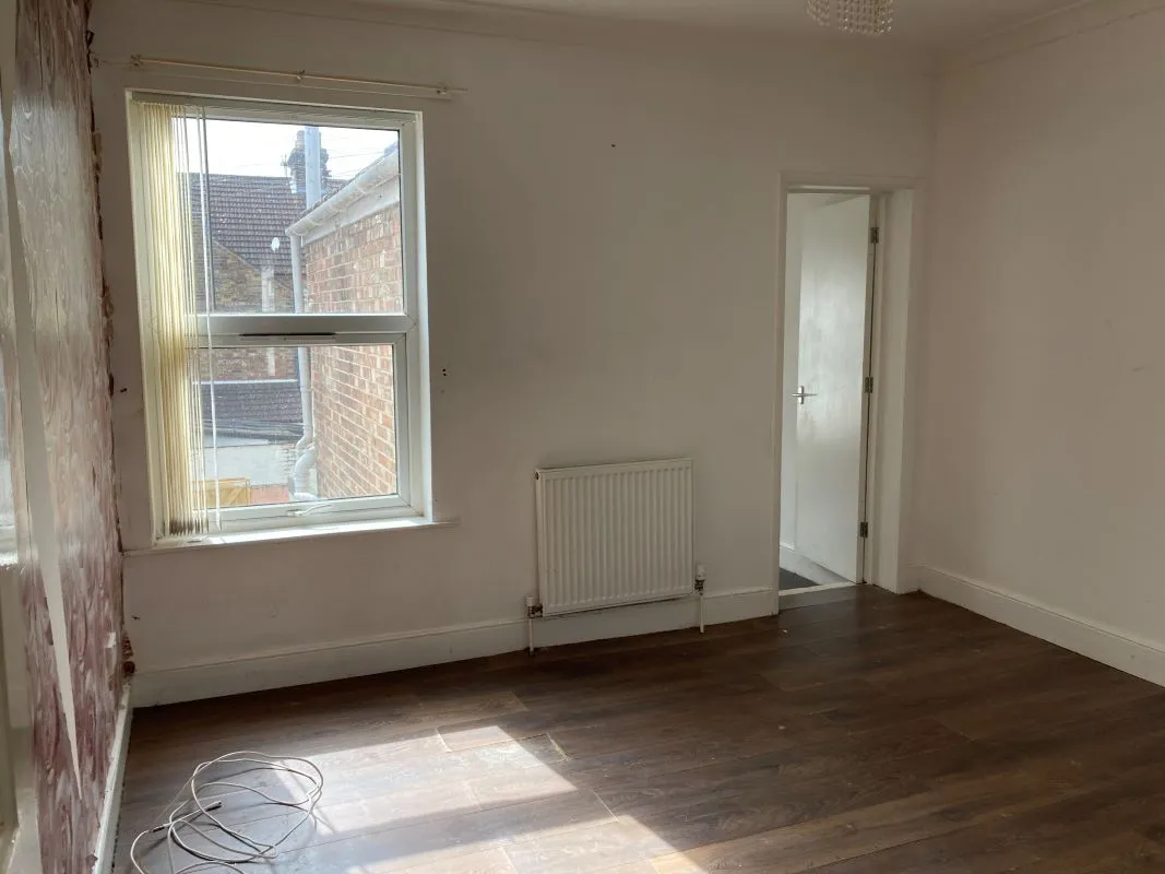 Century Road, Great Yarmouth, Norfolk, NR31 0BS - Online Auctions
