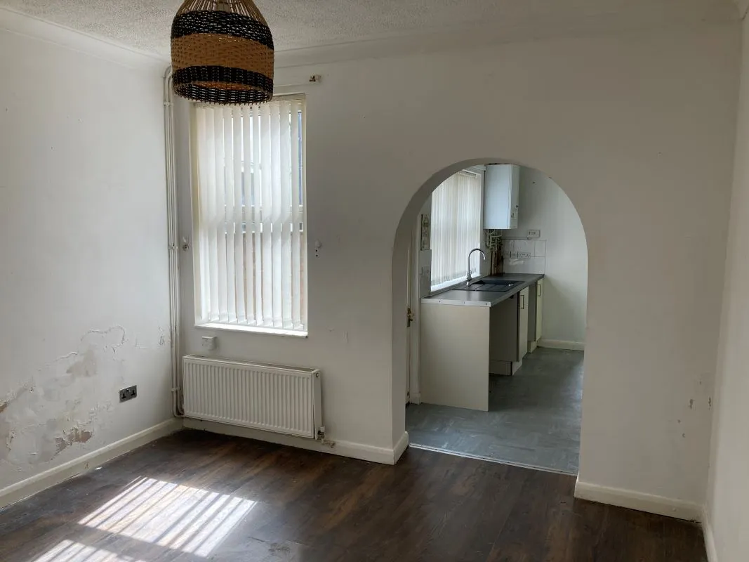 Century Road, Great Yarmouth, Norfolk, NR31 0BS - Online Auctions