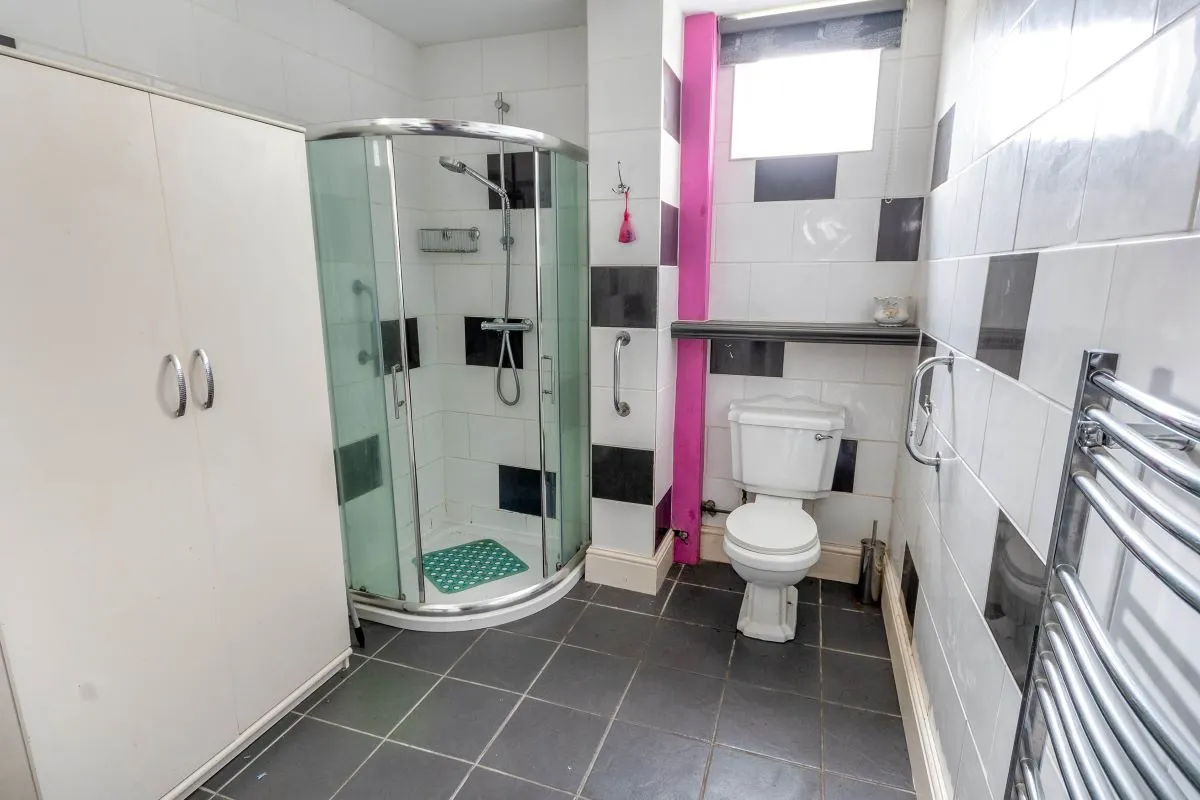 Thrumpton Lane, Retford, Nottinghamshire, DN22 7AJ - Online Auctions