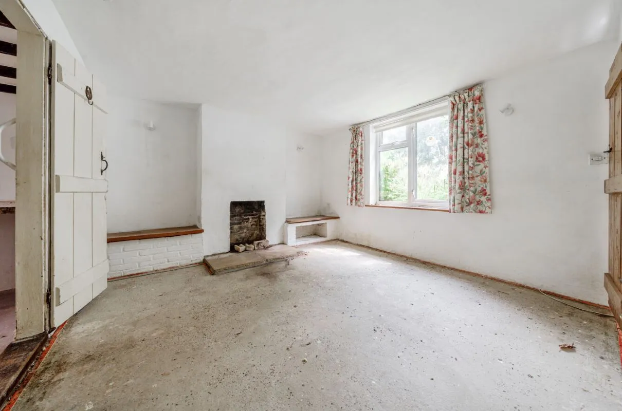 Stone Cottages, Mill Street, Middleton, Saxmundham, Suffolk, IP17 3NG - Online Auctions