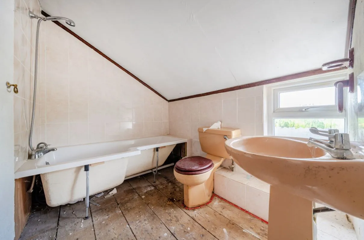 Stone Cottages, Mill Street, Middleton, Saxmundham, Suffolk, IP17 3NG - Online Auctions