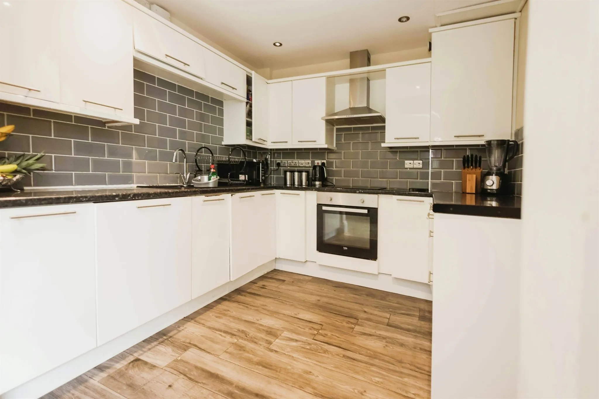 4 bed Detached