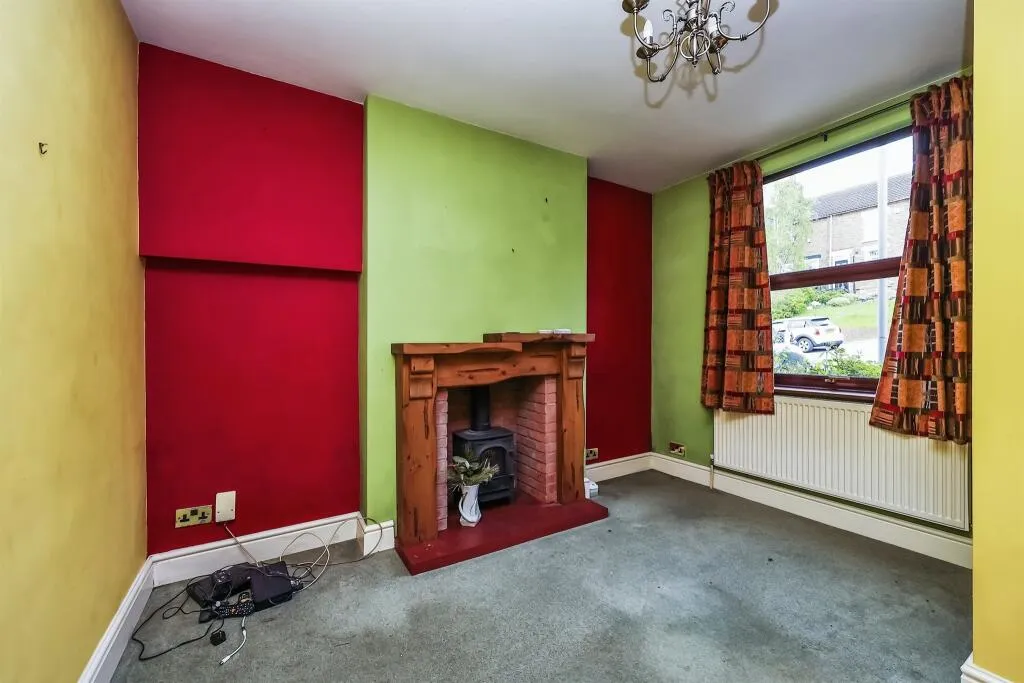 2 bed Detached