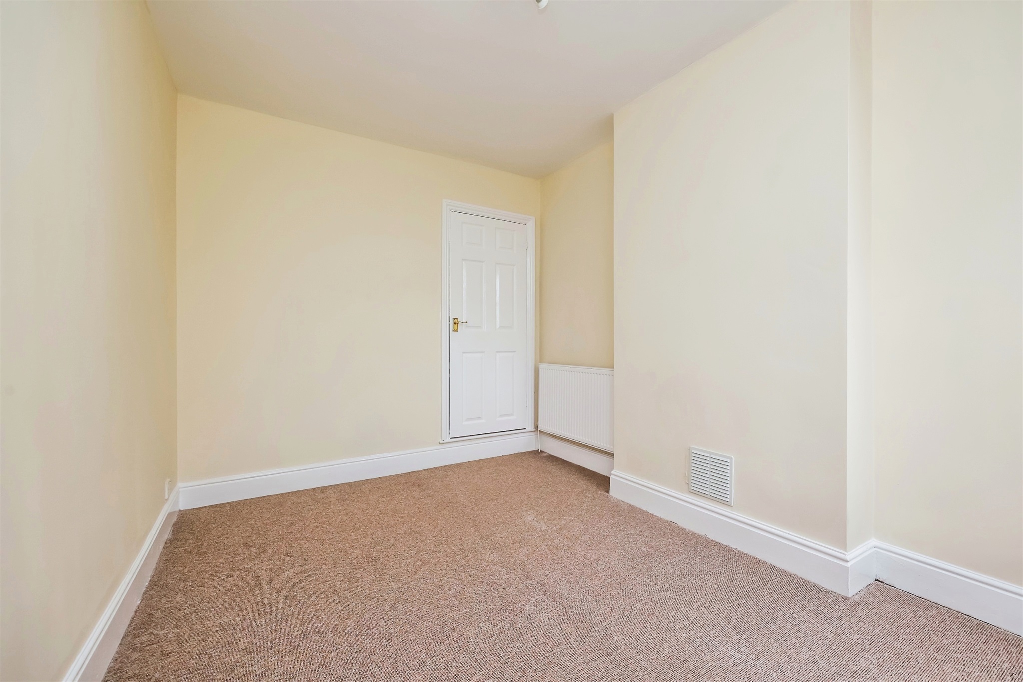 2 bed End of Terrace