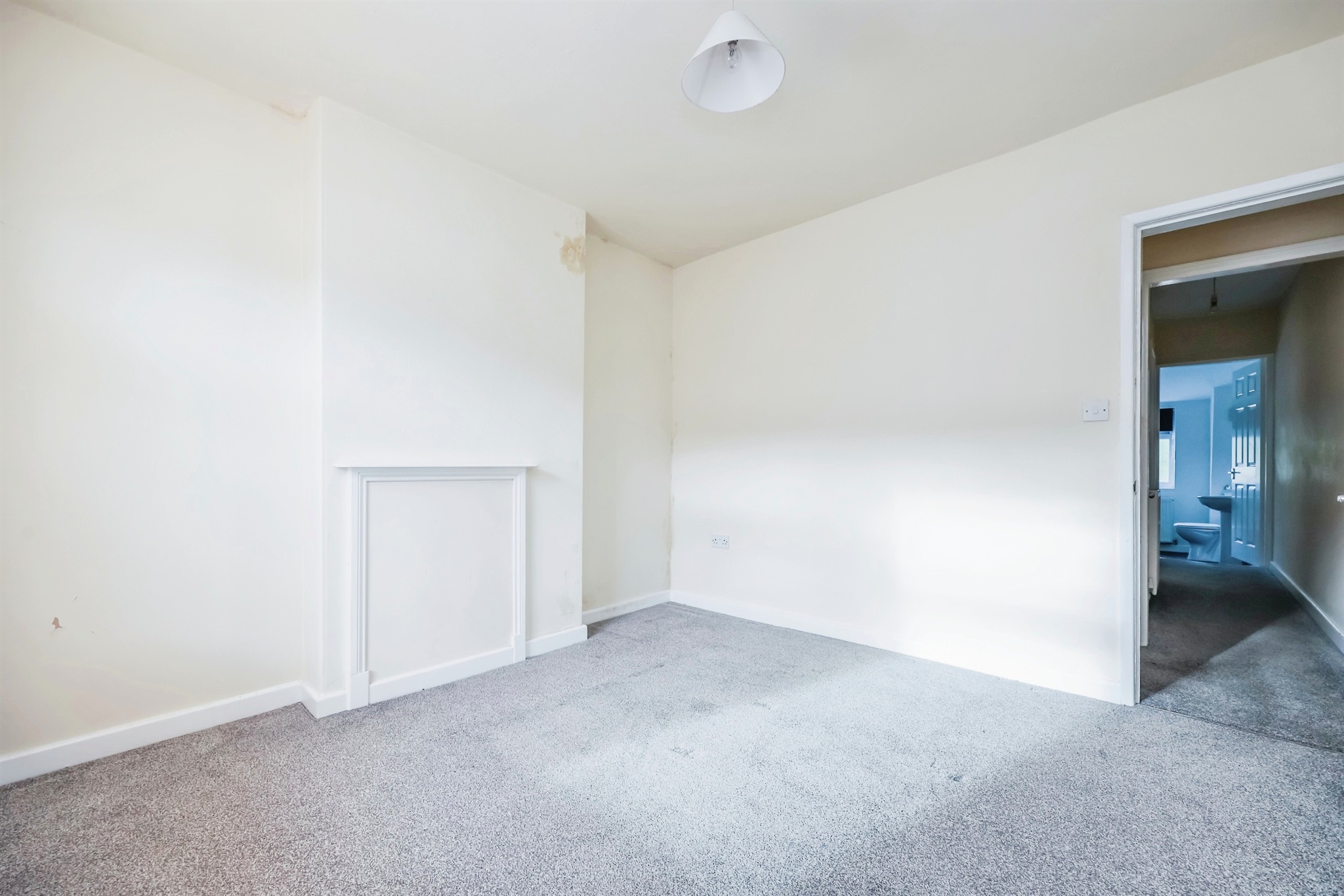 2 bed End of Terrace