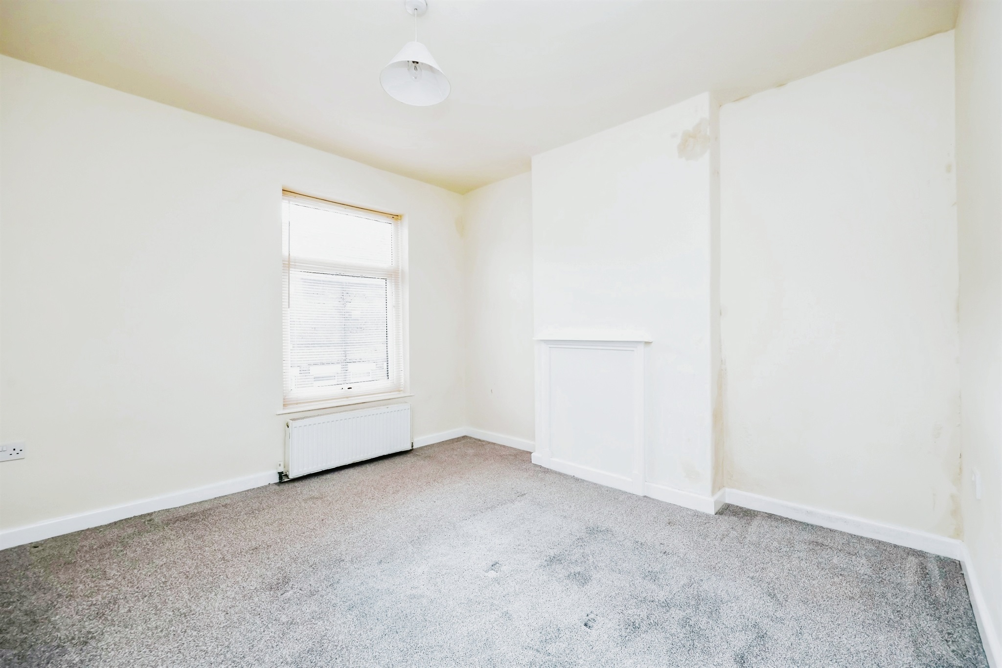 2 bed End of Terrace