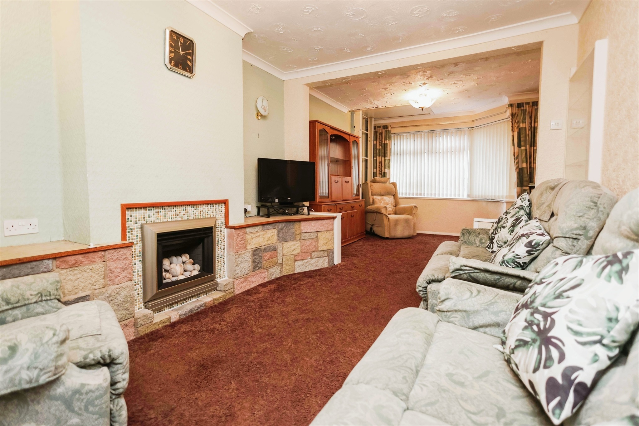 3 bed Semi-Detached