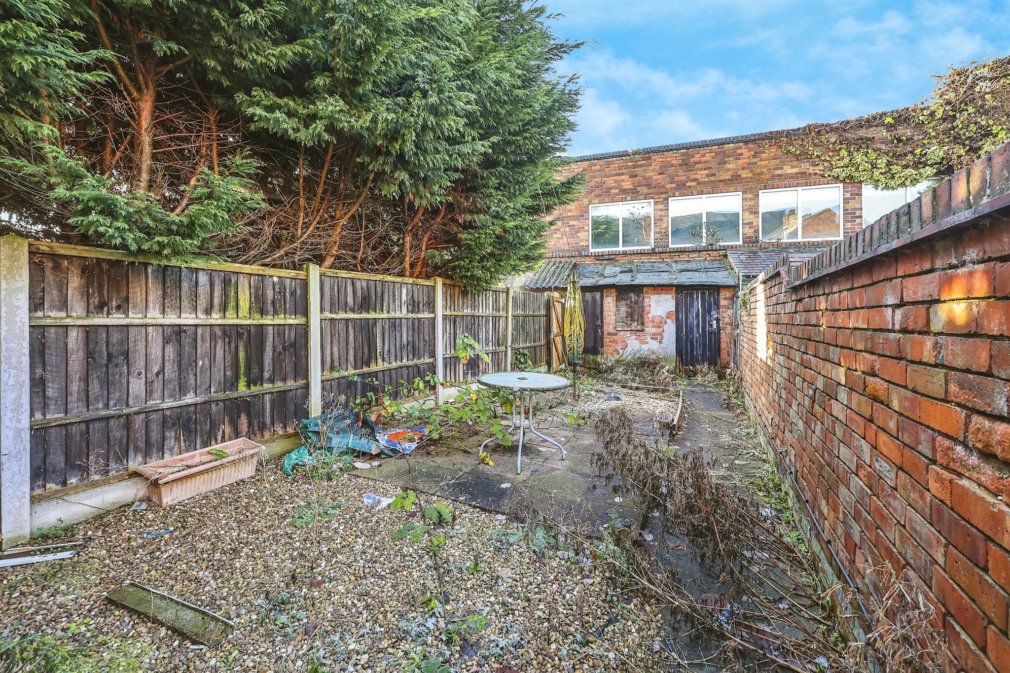 3 bed Terraced