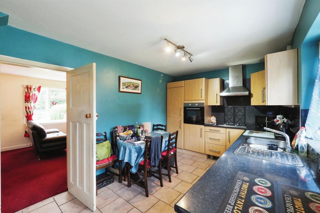 3 bed Semi-Detached