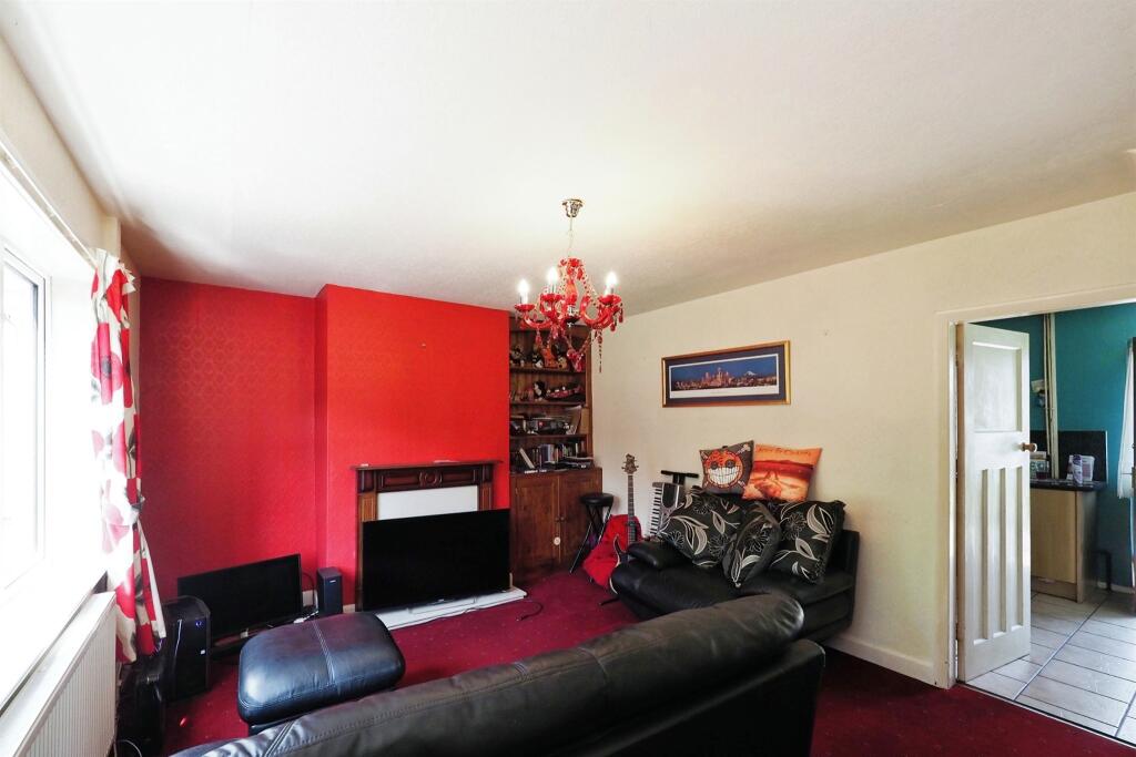 3 bed Semi-Detached