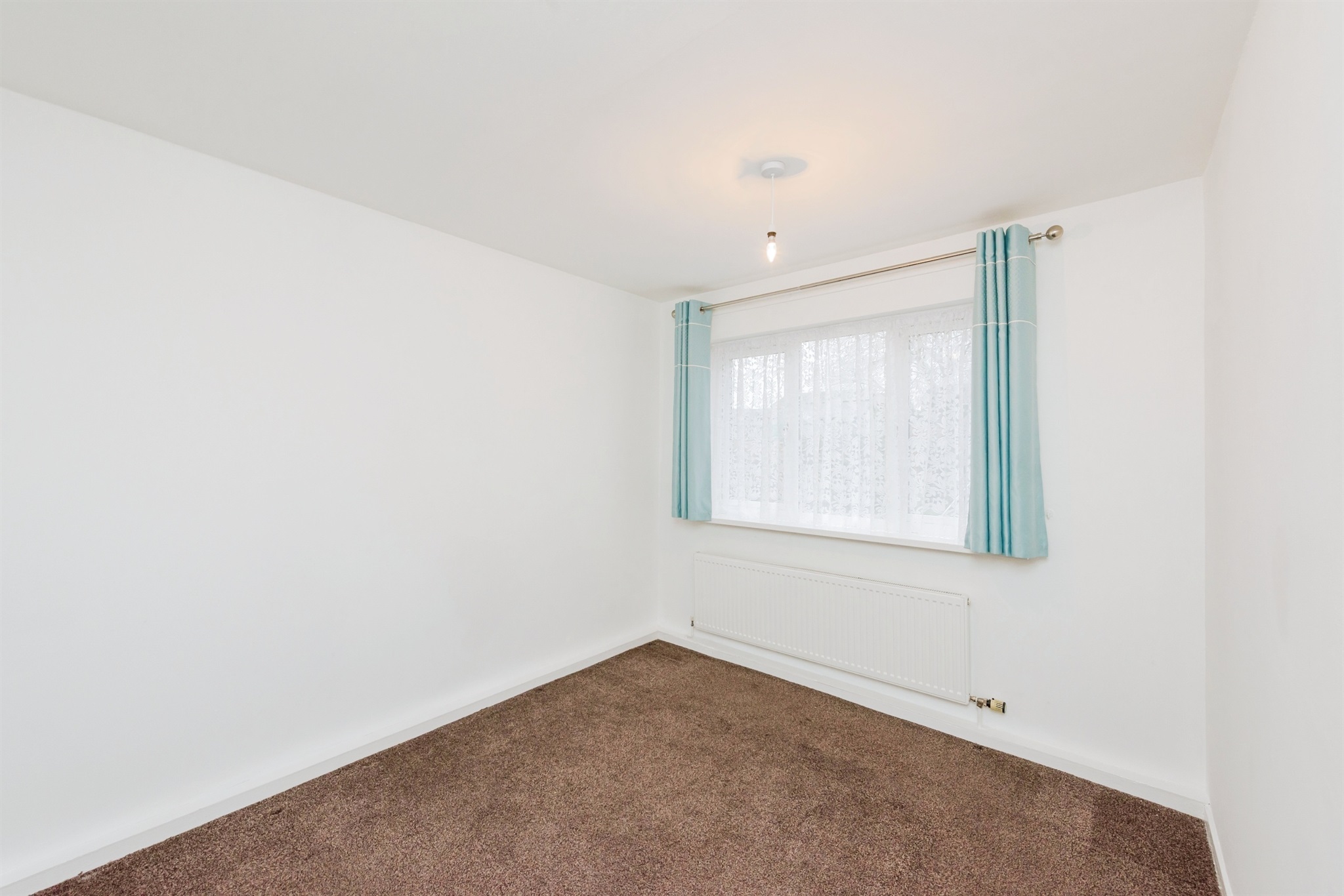 3 bed Semi-Detached