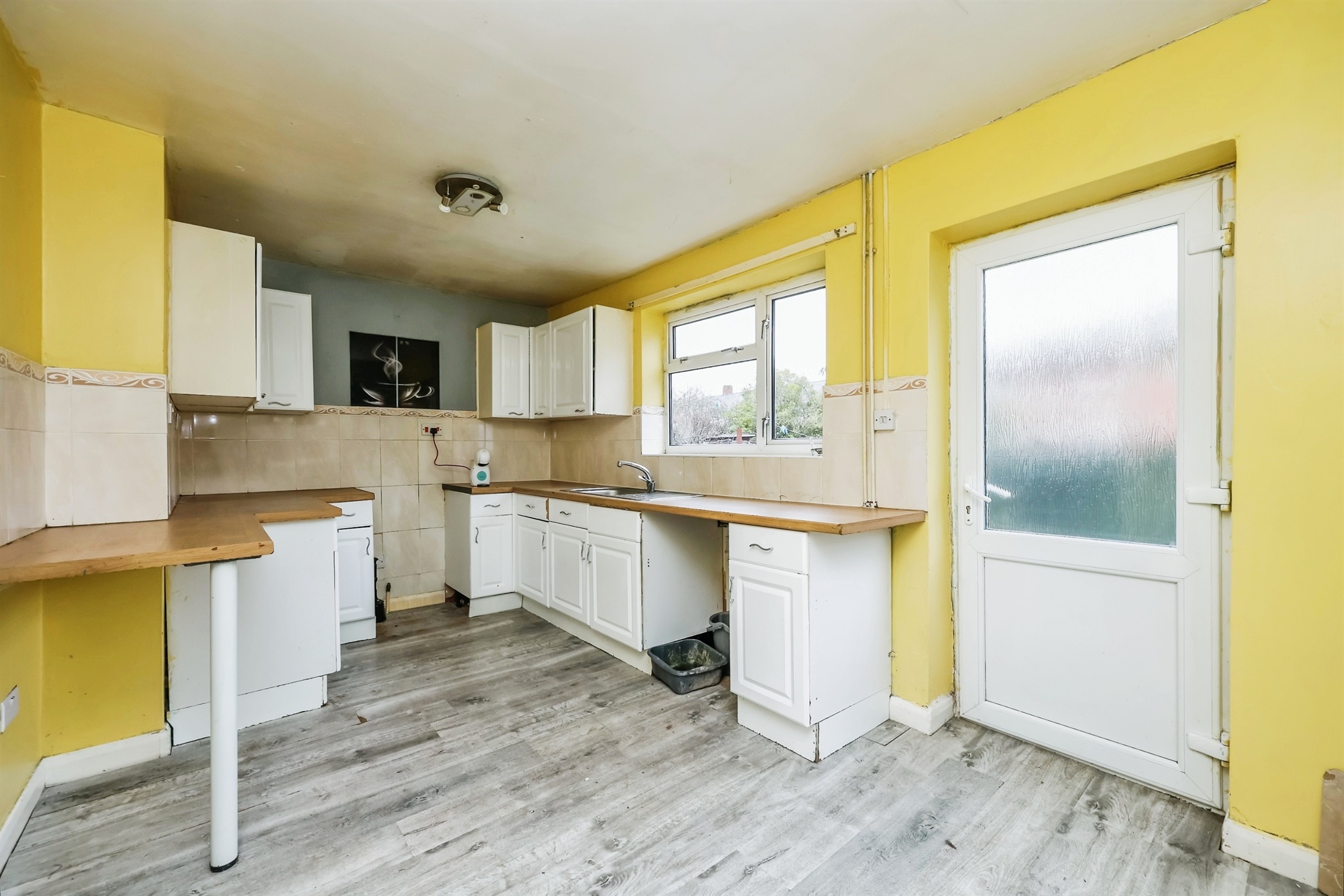 3 bed End of Terrace