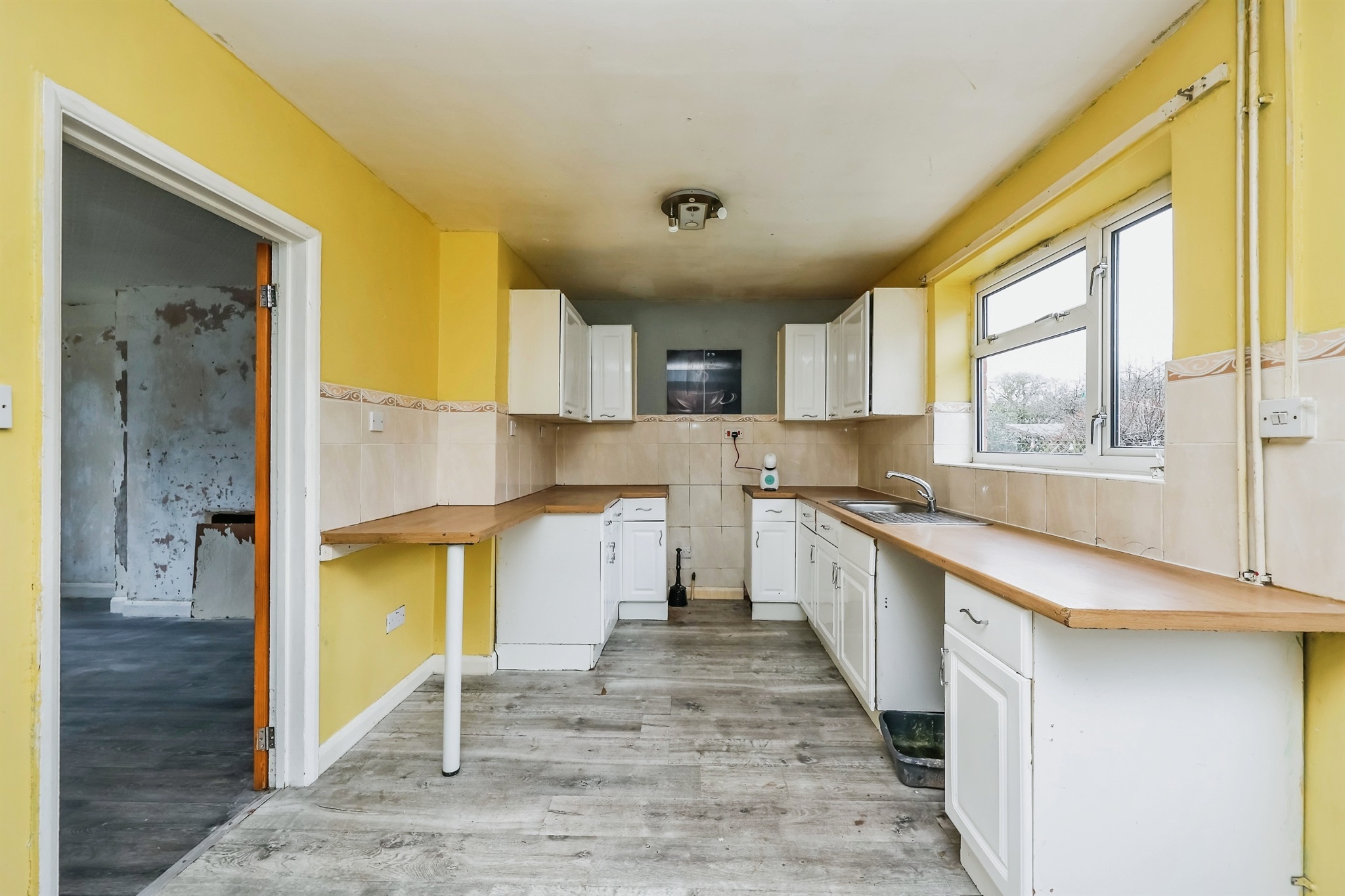 3 bed End of Terrace