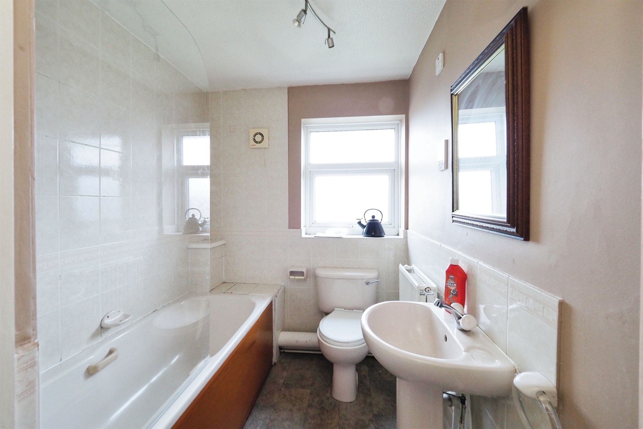 2 bed Terraced