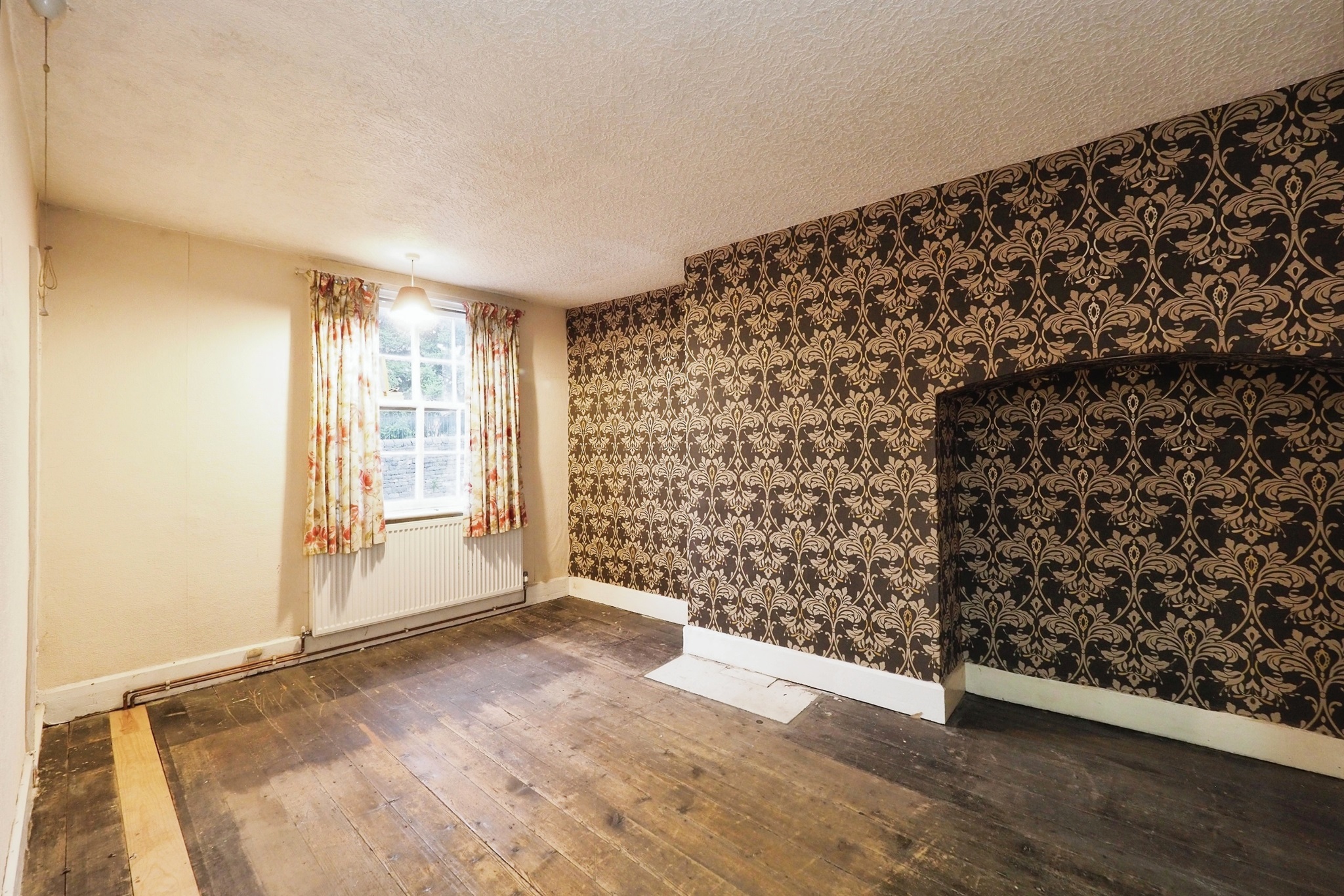 4 bed Cottage