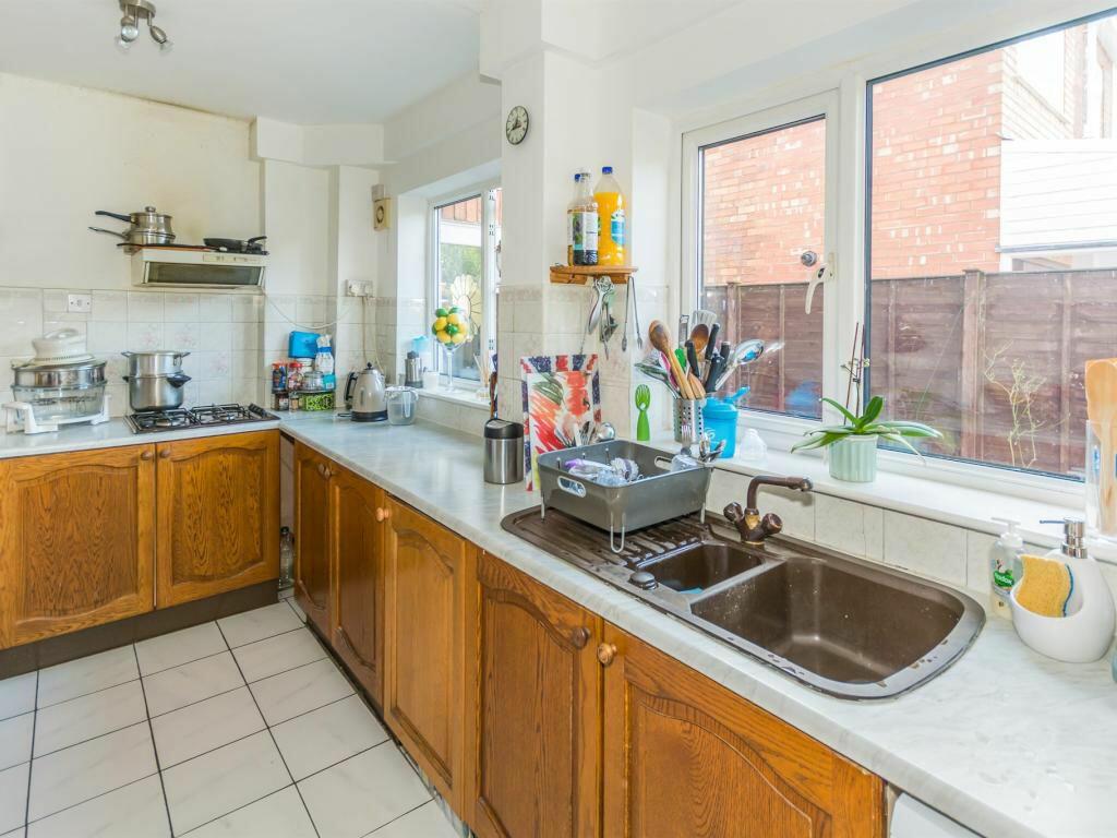 3 bed Semi-Detached