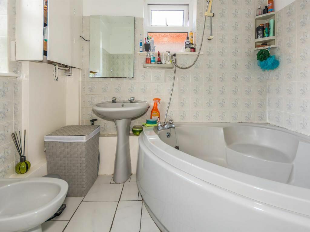 3 bed Semi-Detached