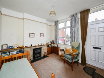 2 bed Semi-Detached