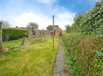 2 bed Semi-Detached
