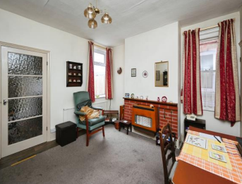 2 bed Semi-Detached