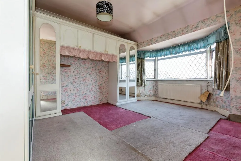 3 bed Semi-Detached