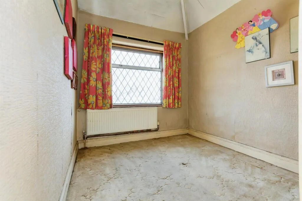 3 bed Semi-Detached