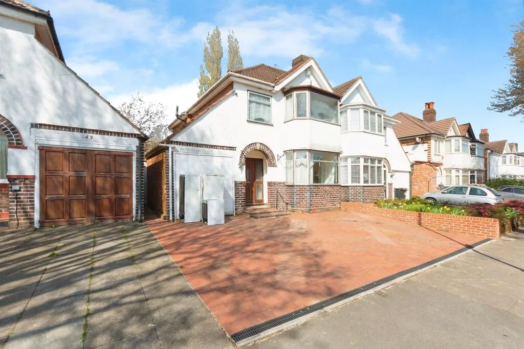 3 bed Semi-Detached