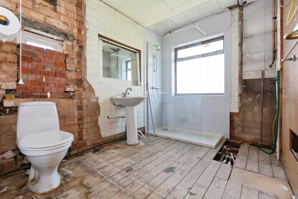 3 bed Semi-Detached