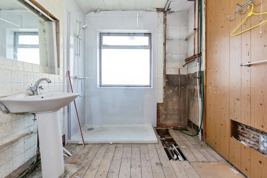 3 bed Semi-Detached
