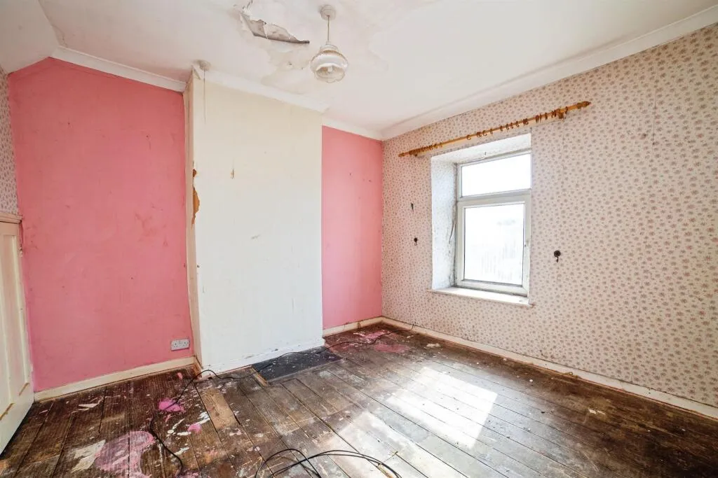 2 bed Terraced