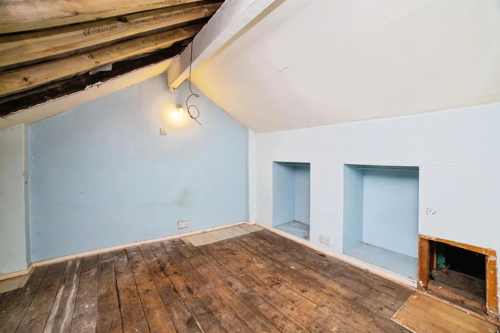 2 bed Terraced