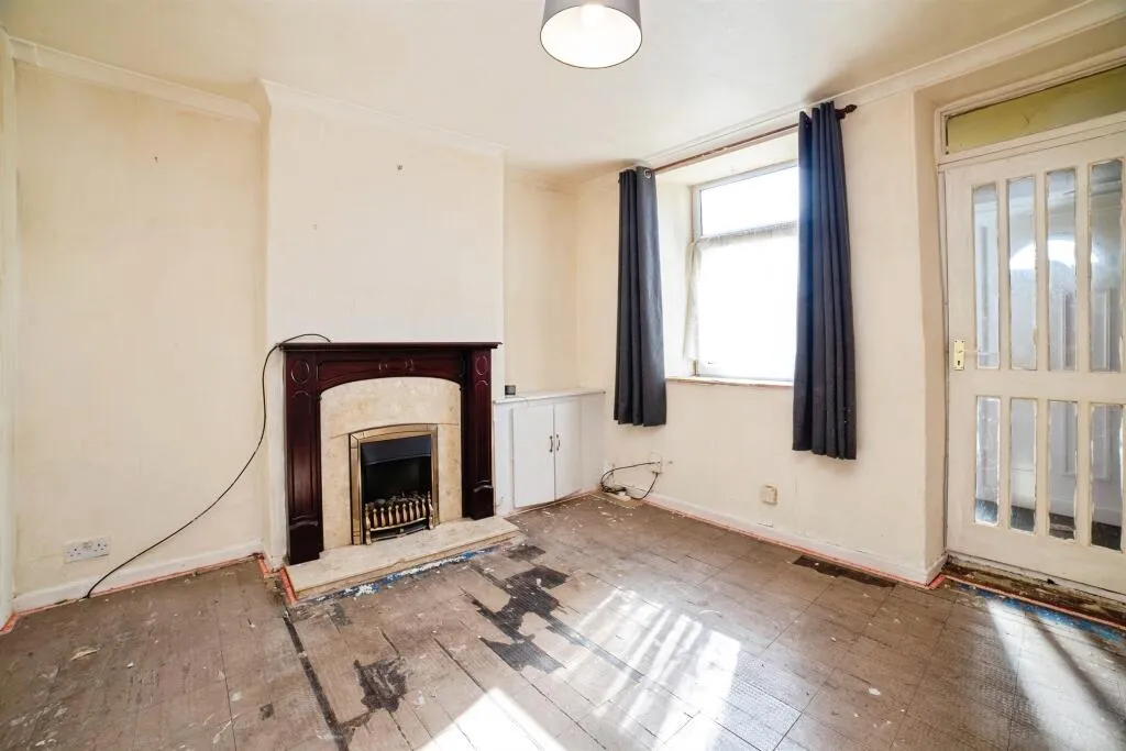 2 bed Terraced