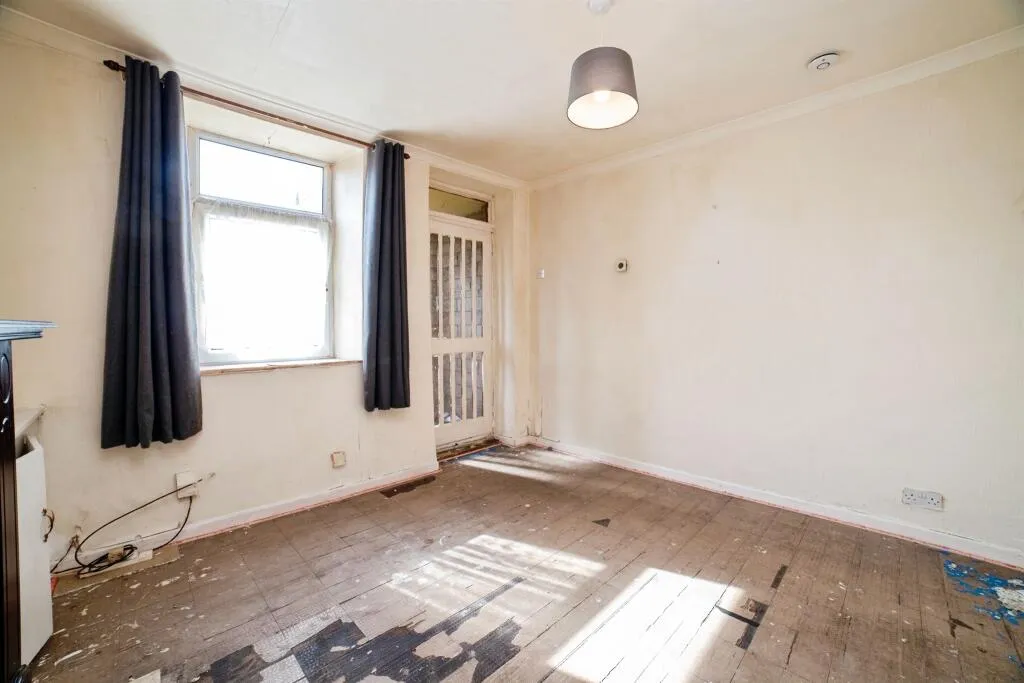 2 bed Terraced