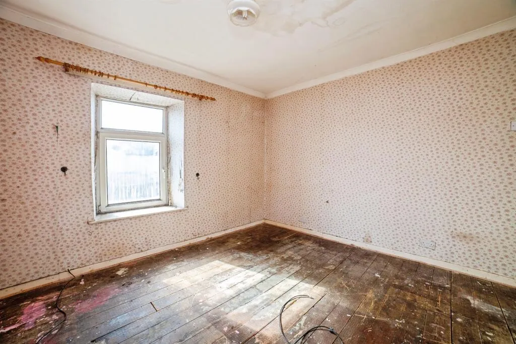2 bed Terraced