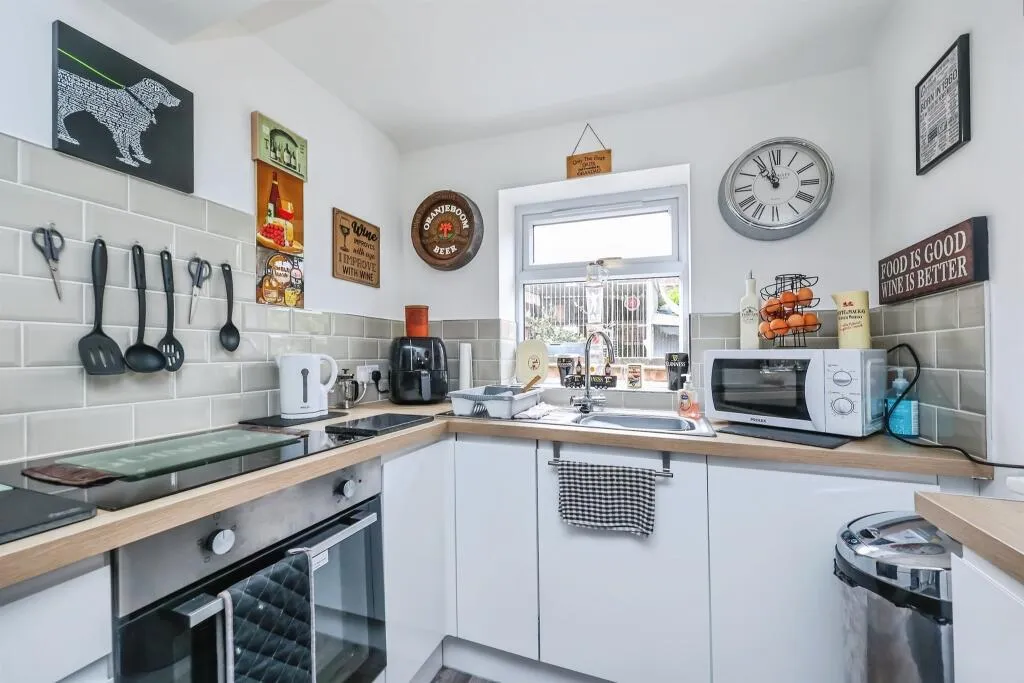 2 bed Semi-Detached