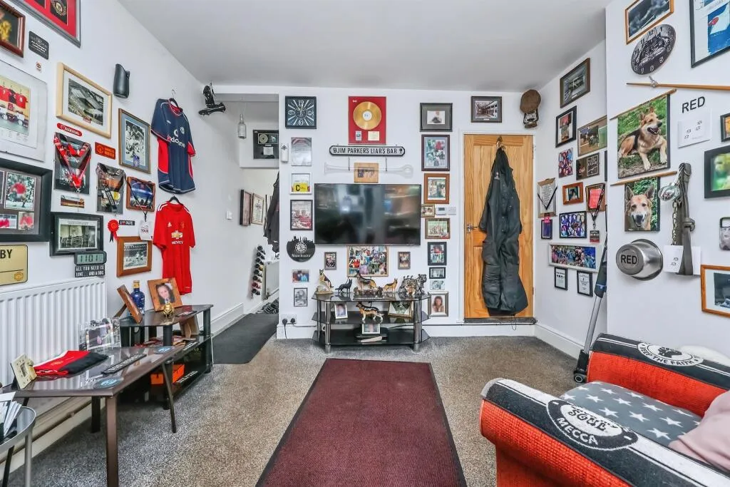 2 bed Semi-Detached