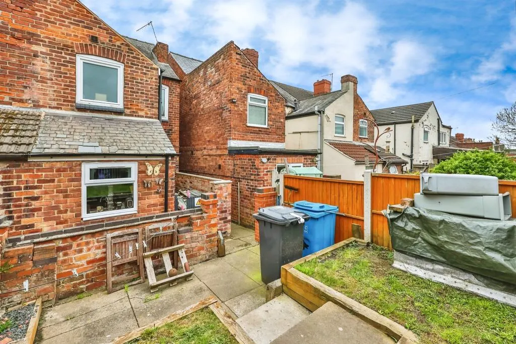 2 bed Semi-Detached