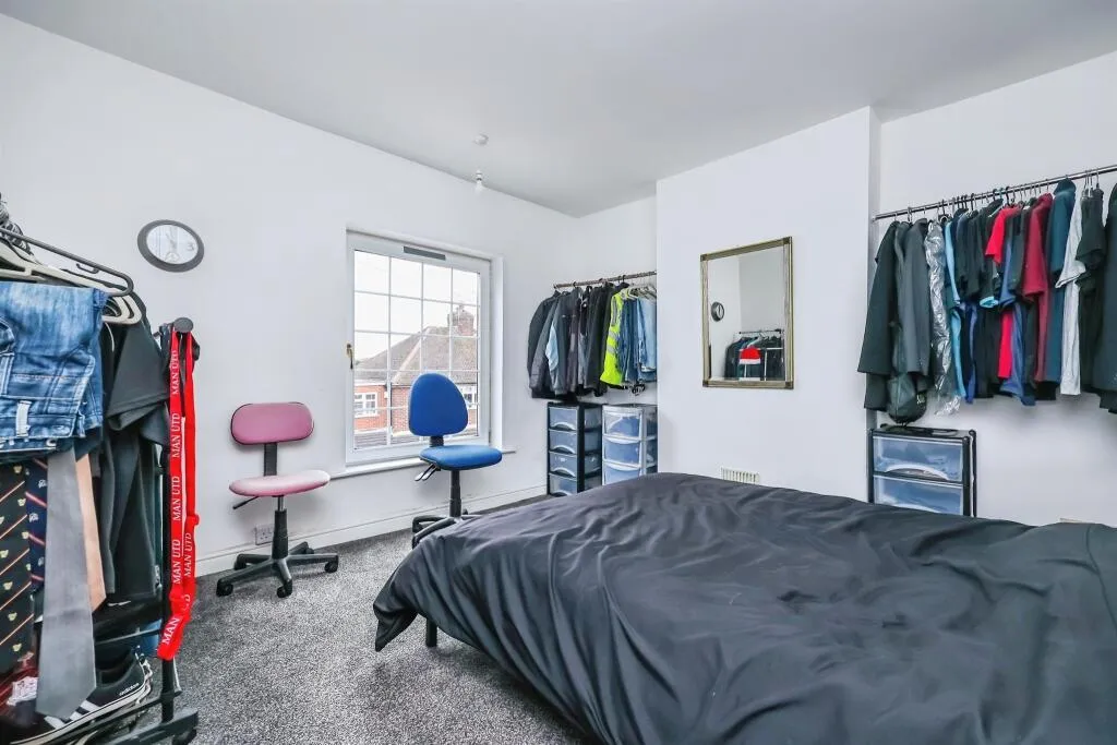 2 bed Semi-Detached