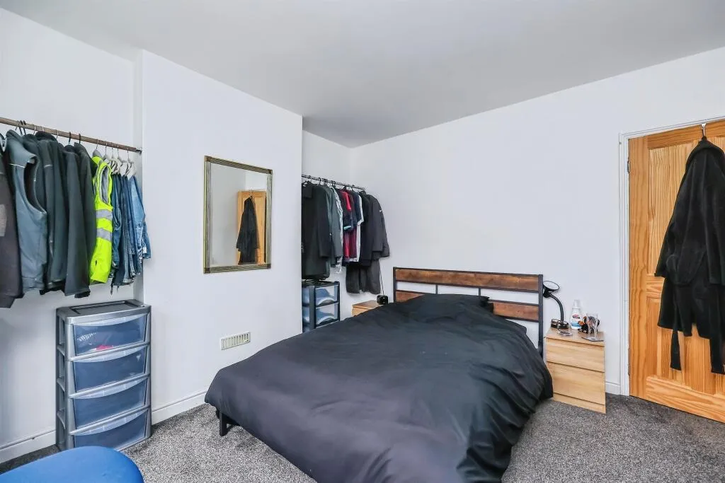 2 bed Semi-Detached