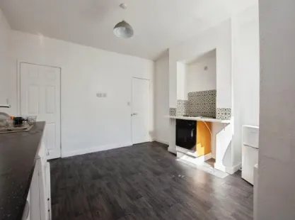 2 bed End of Terrace