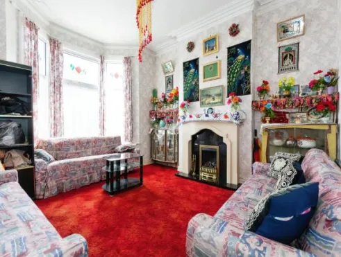 5 bed Semi-Detached