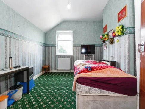 5 bed Semi-Detached