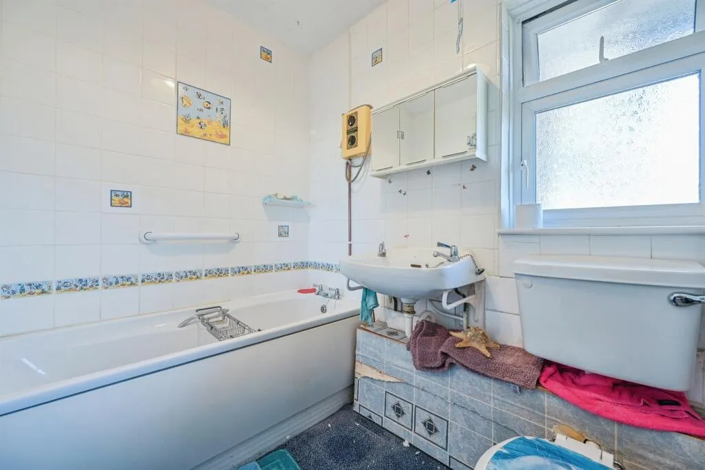 3 bed Semi-Detached