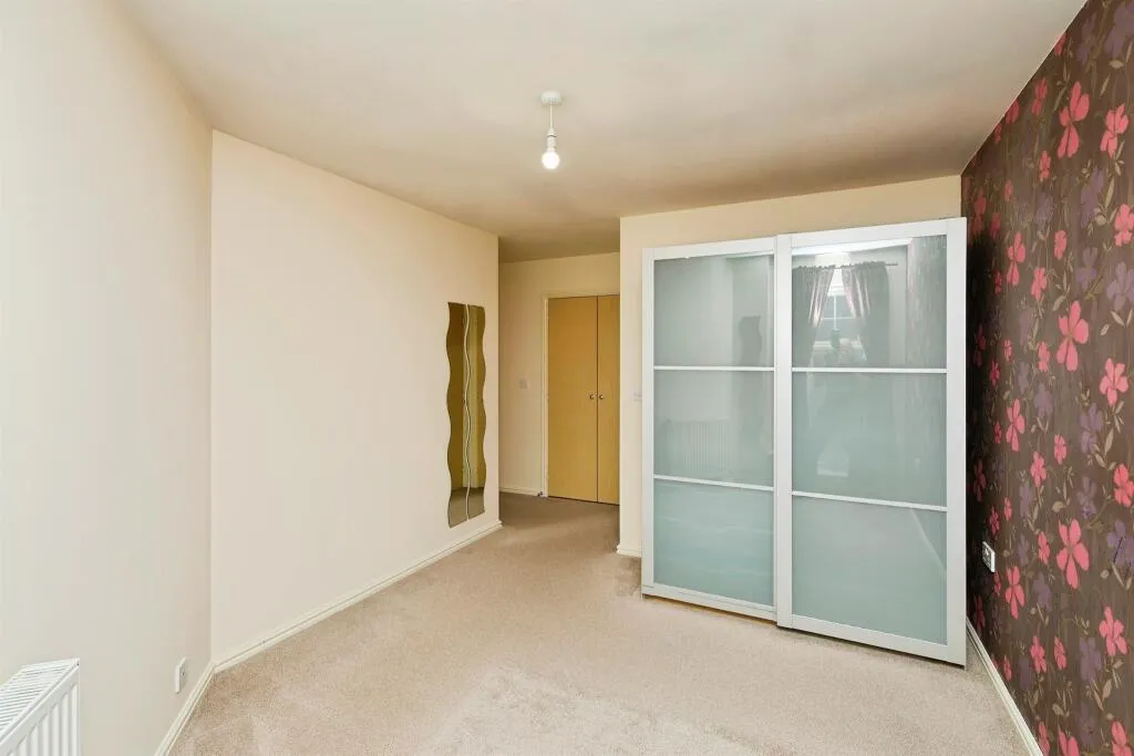 1 bed Apartment
