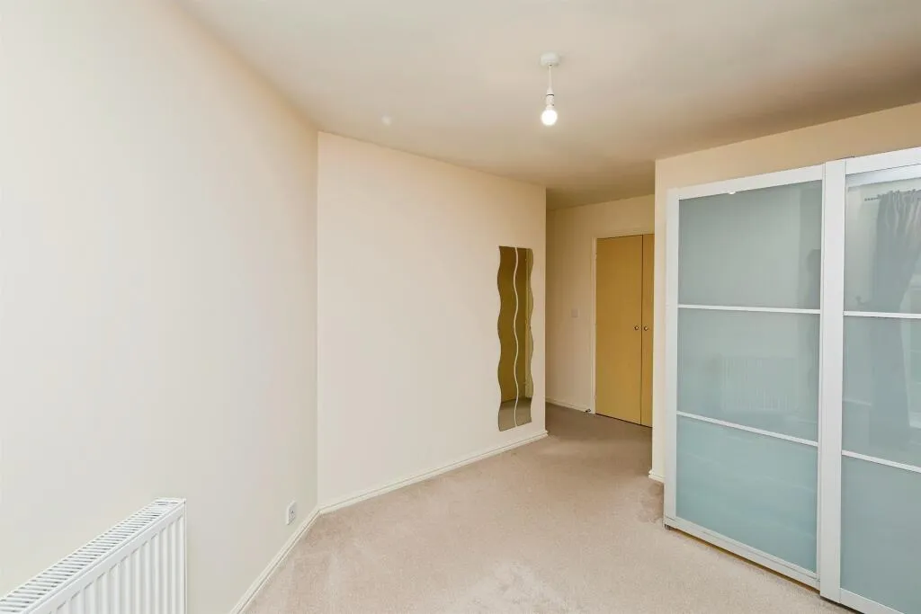 1 bed Apartment