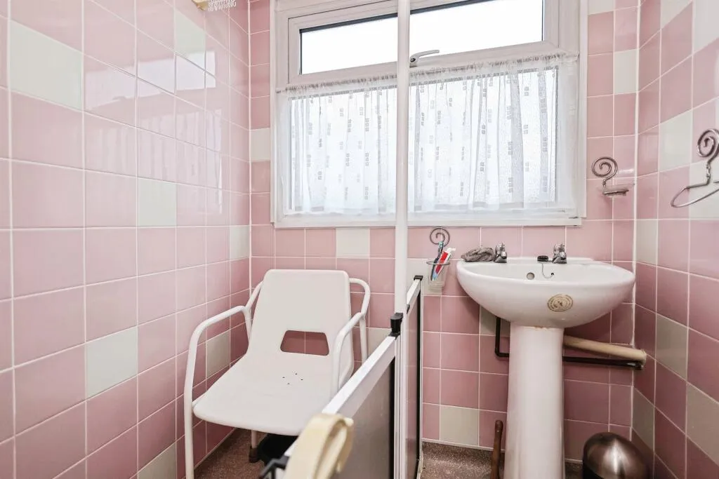 3 bed Terraced